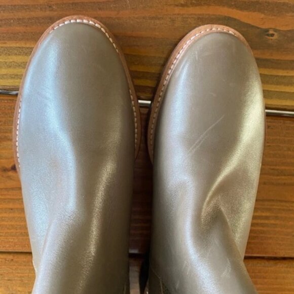 Botkier Women's Pull On Chelseas Bootie Taupe Size 6.5 - Picture 3 of 8